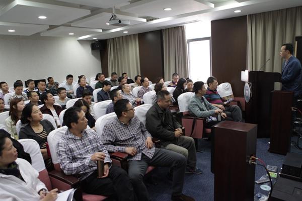 学院举办德阳市地税局2014年科级干部培训班.jpg