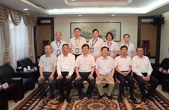 副秘书长陈友明来学院.jpg